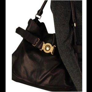 Authetics Buffalo Leather  Burberry Meda…